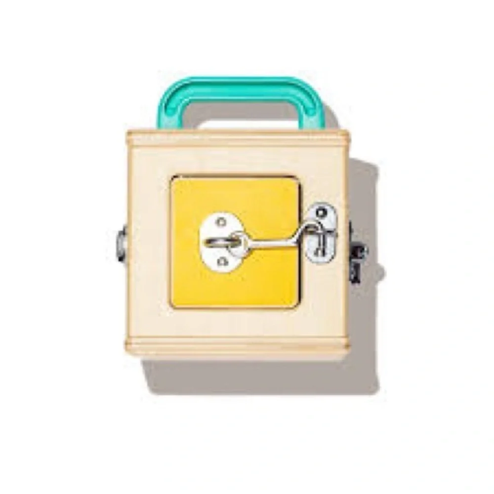 Lovevery Lockbox euc !